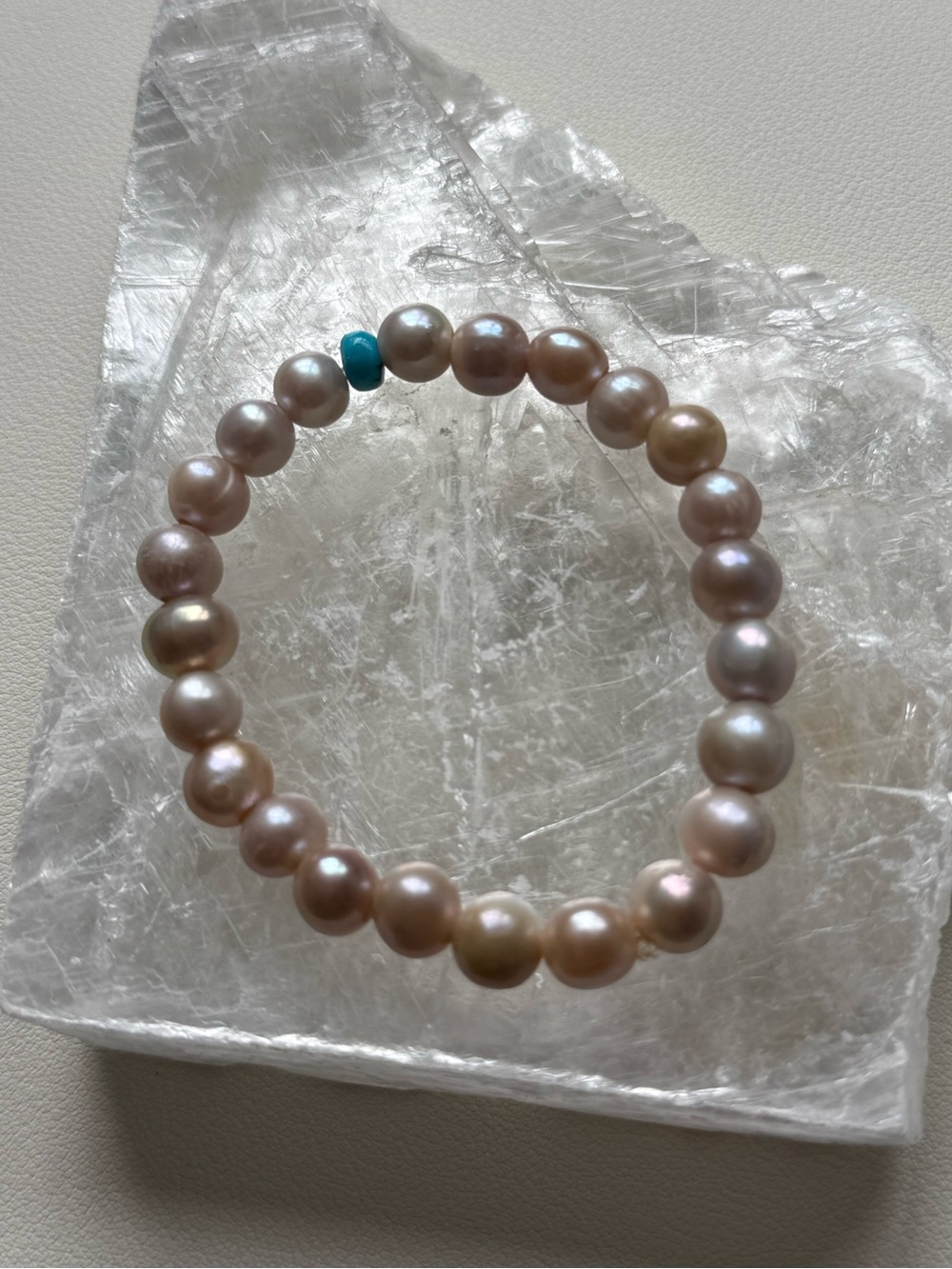 Natural freshwater pearl and turquoise stretch bracelet